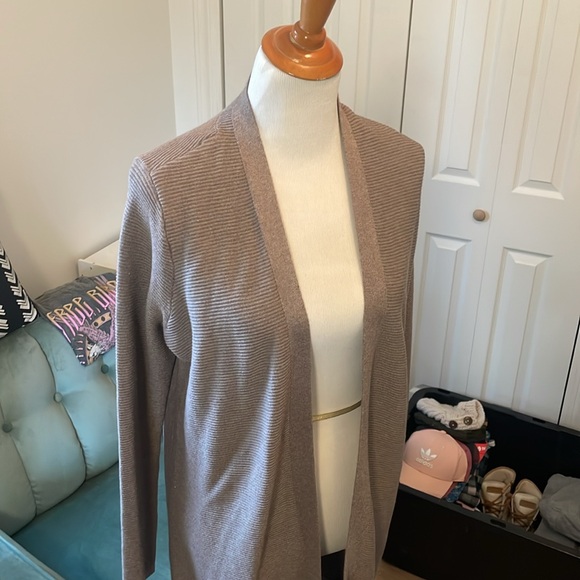 Long open cardigan - Picture 2 of 3